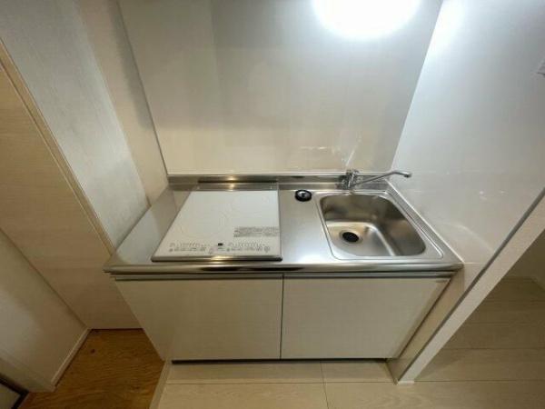 八王子市散田町４丁目のアパート