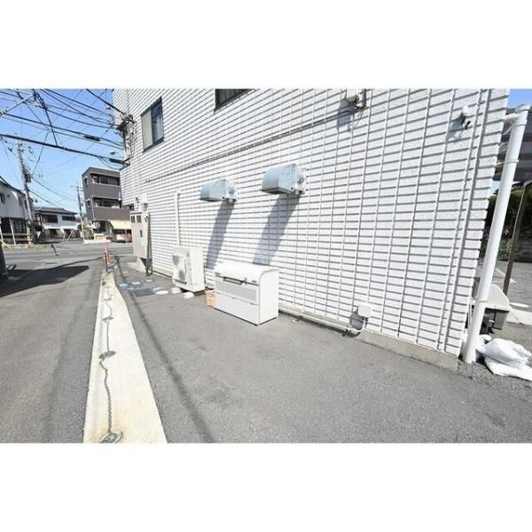 日野市三沢３丁目のマンション