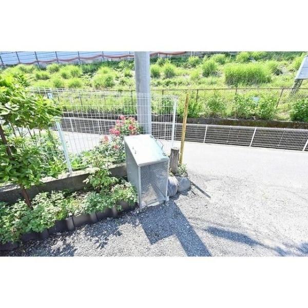 日野市大字石田のアパート
