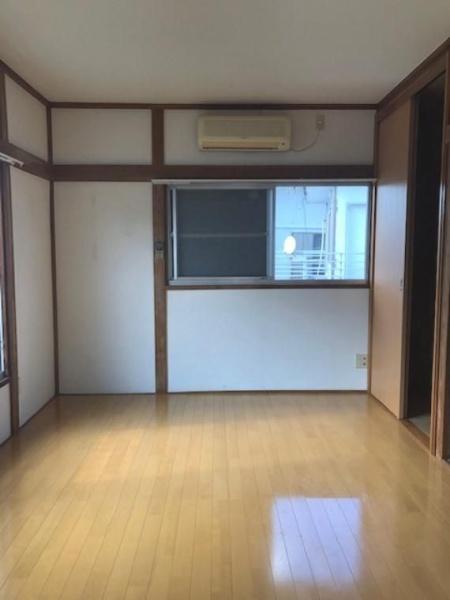 日野市西平山２丁目の貸家