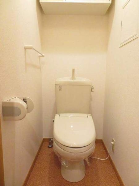 八王子市七国２丁目のアパート