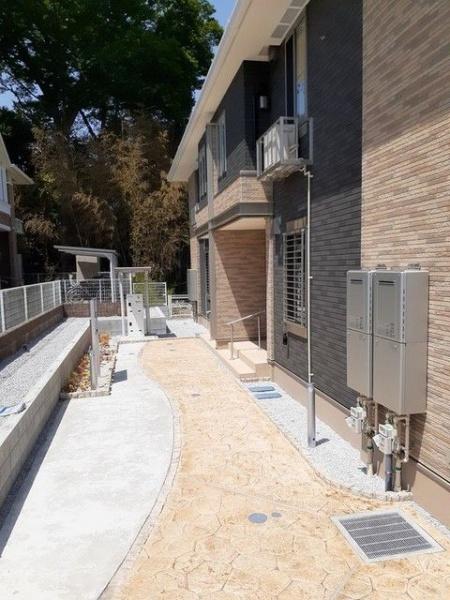 八王子市元八王子町３丁目のアパート