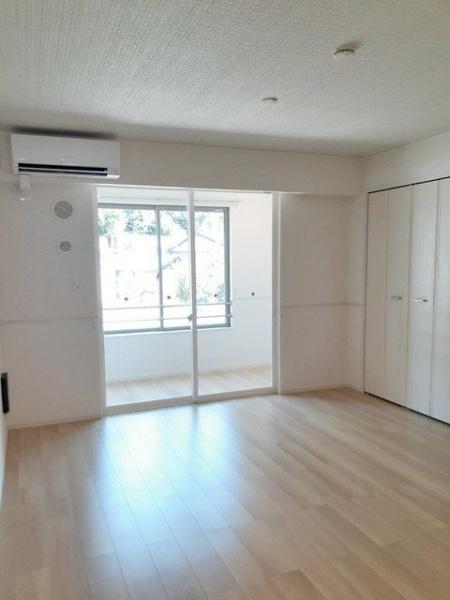 八王子市元八王子町３丁目のアパート