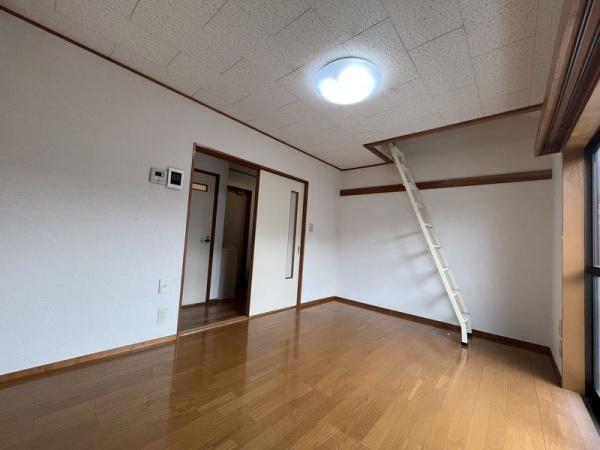 日野市万願寺３丁目のアパート