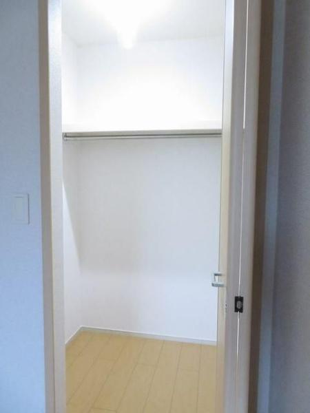 八王子市弐分方町のアパート