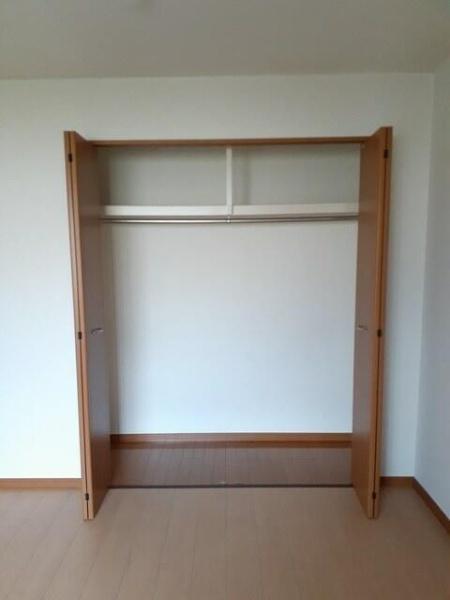 日野市万願寺３丁目のマンション