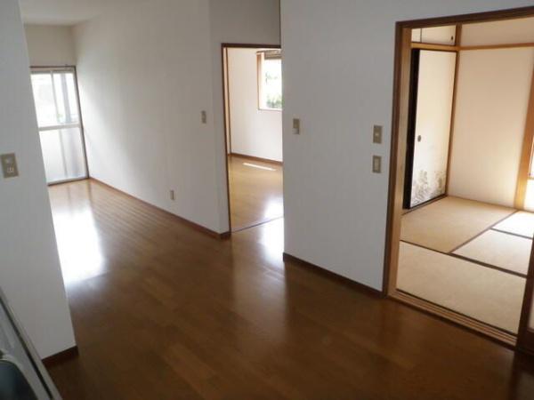 八王子市散田町１丁目のアパート