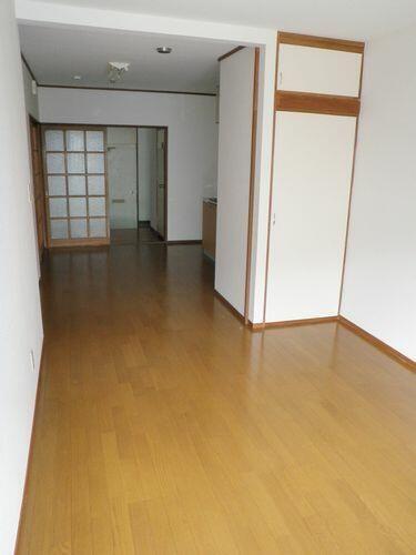 八王子市散田町１丁目のアパート