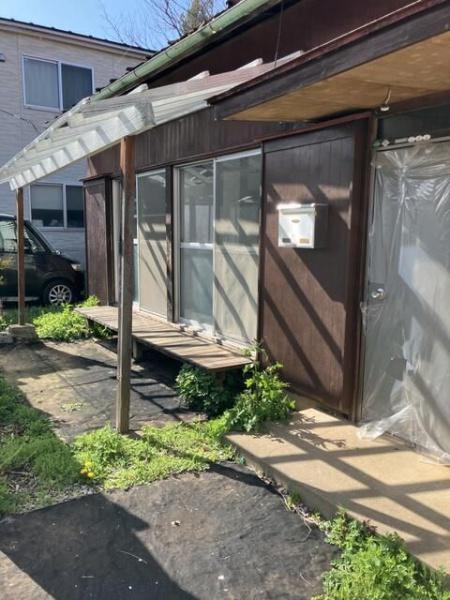 八王子市東浅川町の貸家