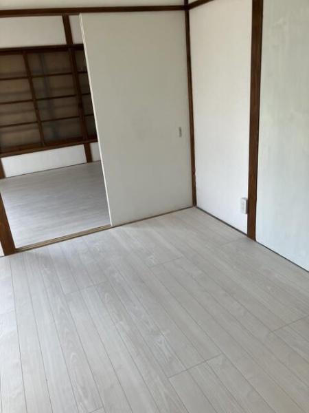 八王子市東浅川町の貸家