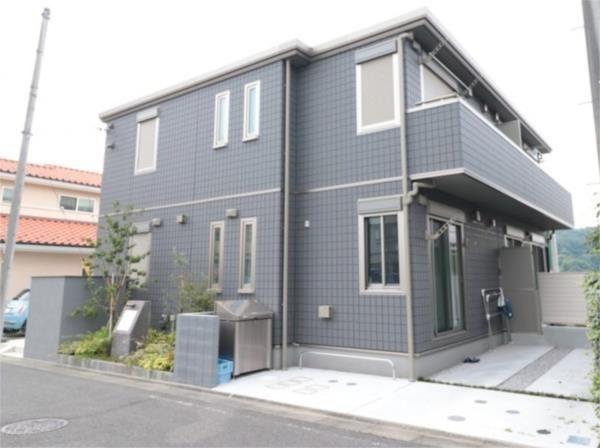 八王子市みなみ野２丁目のアパート