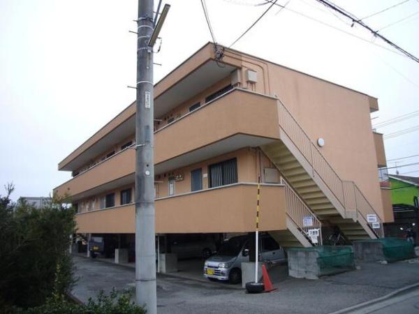 八王子市犬目町のマンション