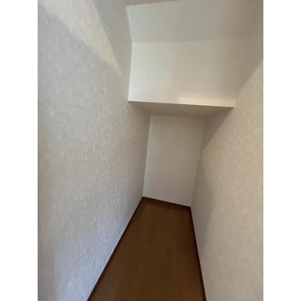 八王子市館町の貸家