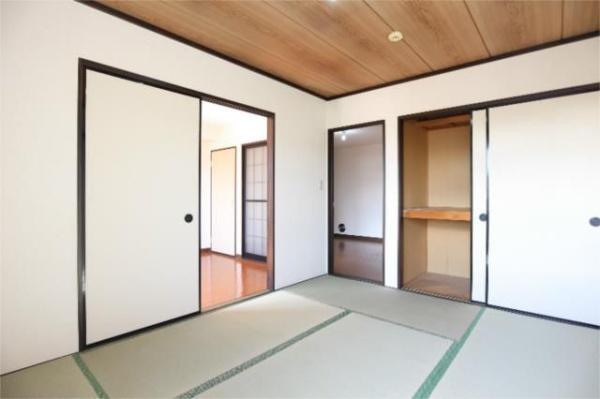 八王子市元八王子町２丁目のアパート