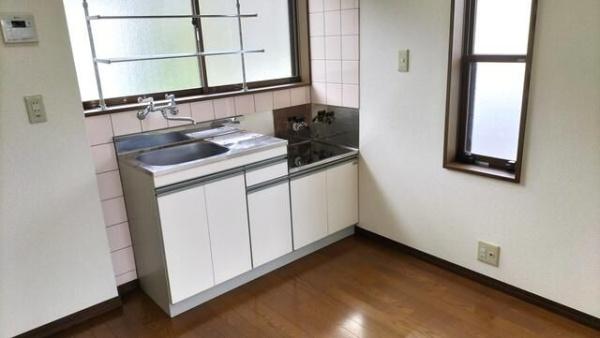 八王子市下柚木のアパート