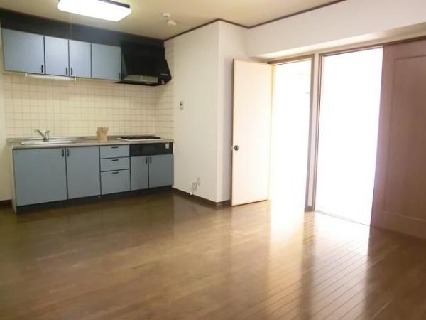 八王子市元八王子町１丁目のマンション