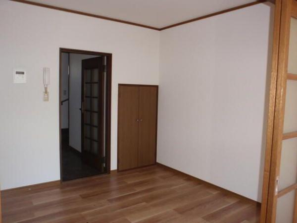 八王子市寺田町のアパート
