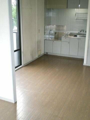 日野市神明４丁目のアパート