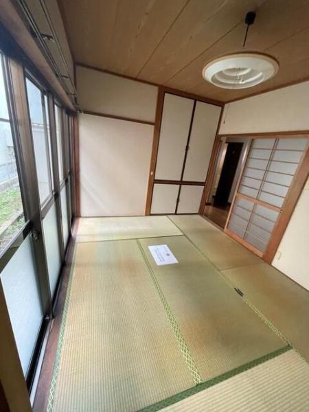 日野市多摩平６丁目のアパート