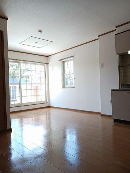 八王子市東中野のアパート