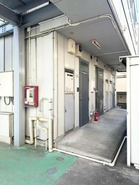 八王子市小比企町のマンション