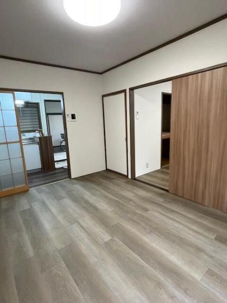 日野市多摩平７丁目のアパート