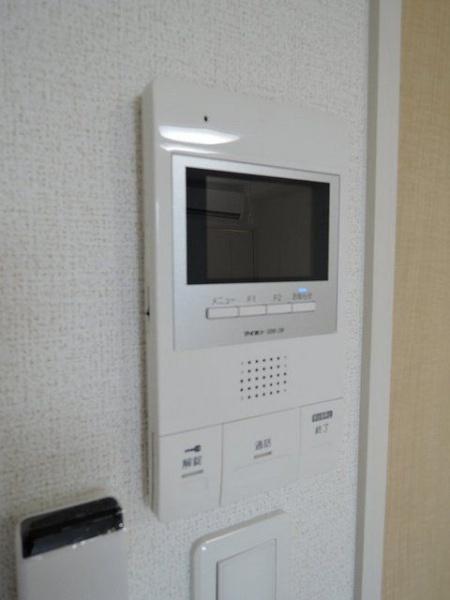 八王子市小比企町のマンション