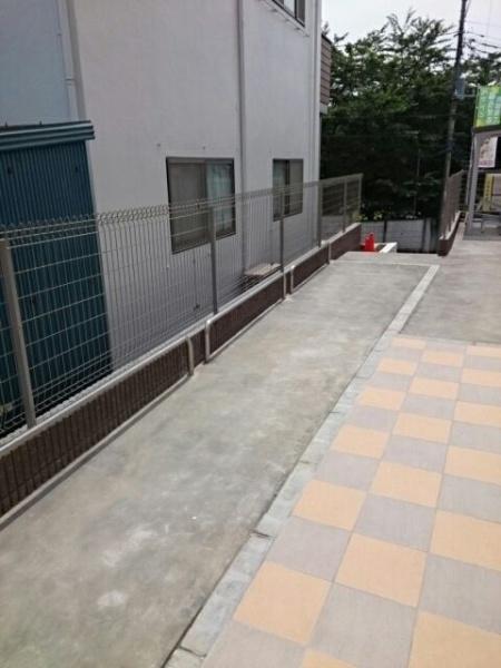八王子市小比企町のマンション