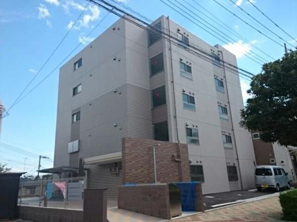 八王子市小比企町のマンション