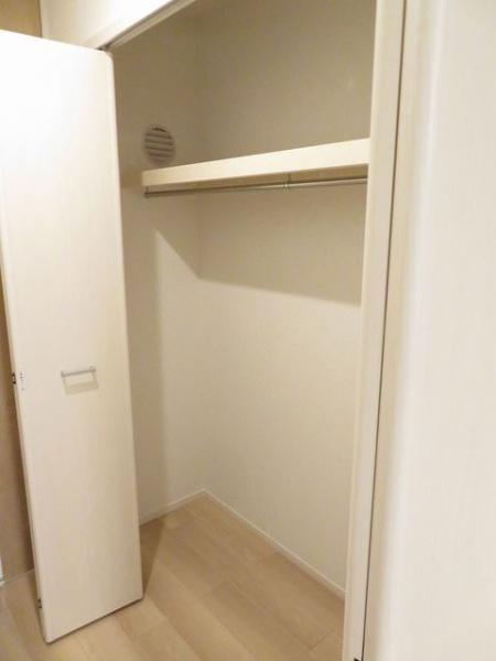 八王子市小比企町のアパート