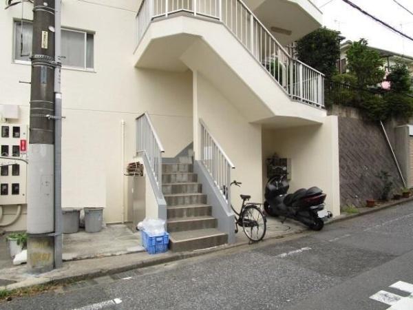 八王子市子安町３丁目のマンション