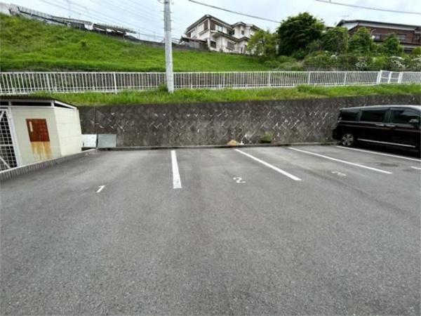 八王子市長沼町のマンション