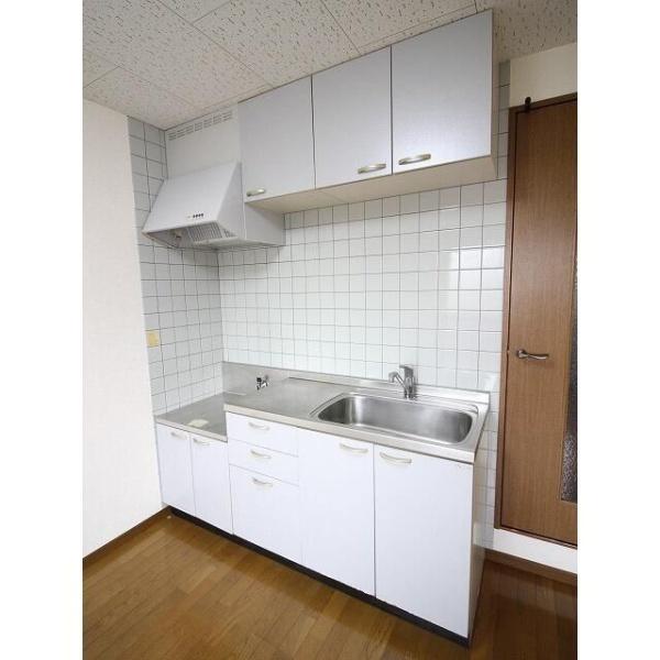 八王子市東浅川町のアパート