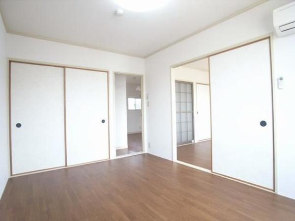 八王子市左入町のアパート