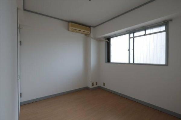 八王子市平岡町のマンション