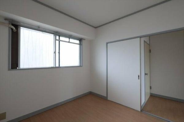 八王子市平岡町のマンション