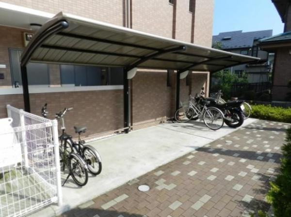 八王子市西片倉１丁目のマンション