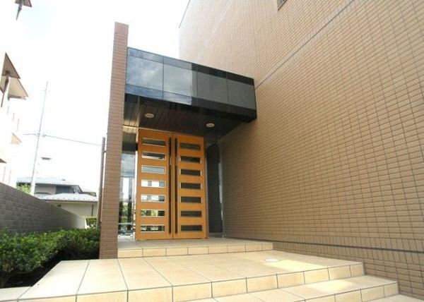 八王子市西片倉２丁目のマンション