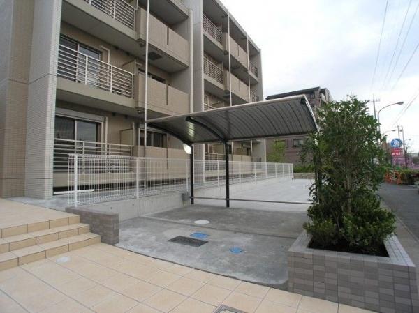 八王子市西片倉２丁目のマンション