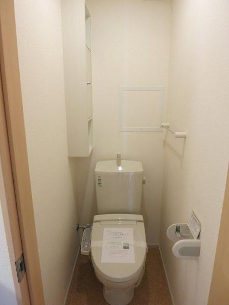 八王子市長沼町のアパート