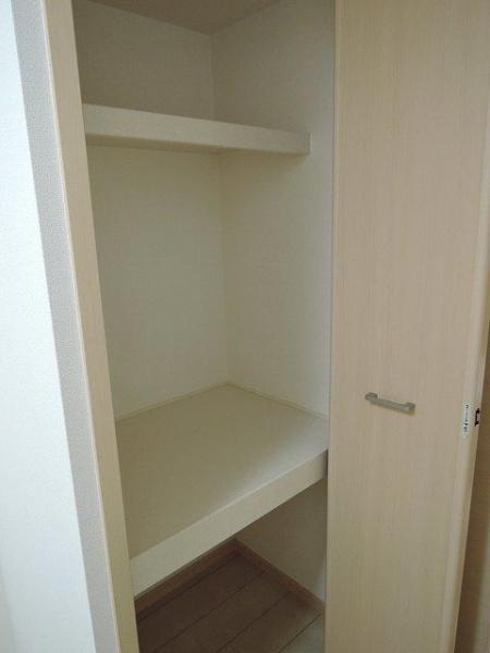 八王子市堀之内３丁目のマンション