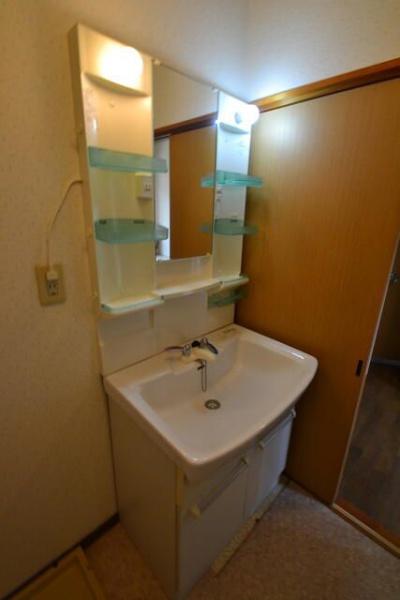 八王子市弐分方町のアパート