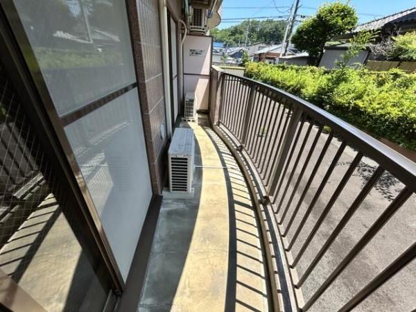 クラウンハウス