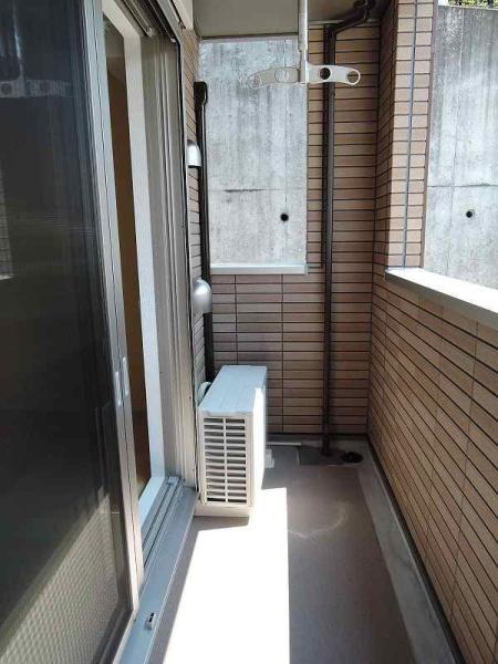 八王子市西寺方町のアパート