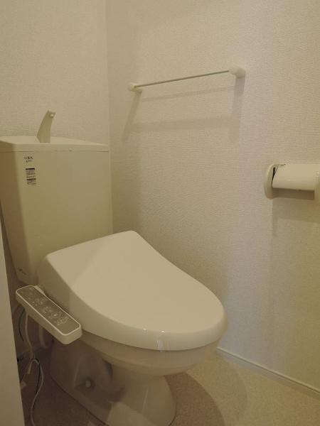 八王子市西寺方町のアパート