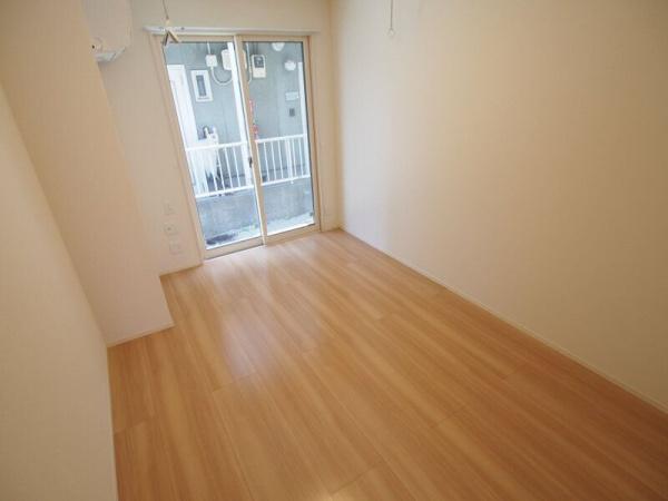 八王子市散田町３丁目のアパート