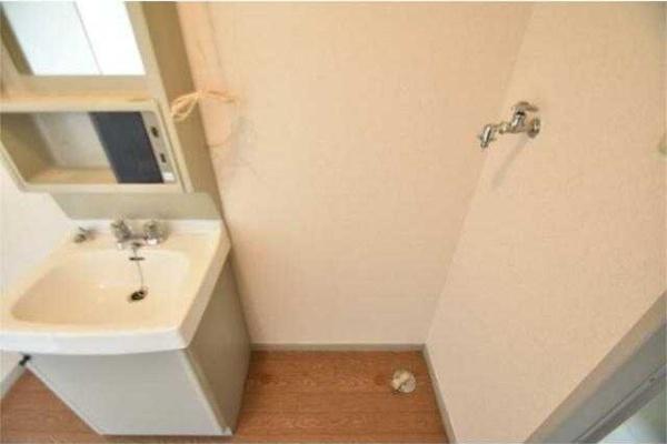 八王子市宇津木町のアパート