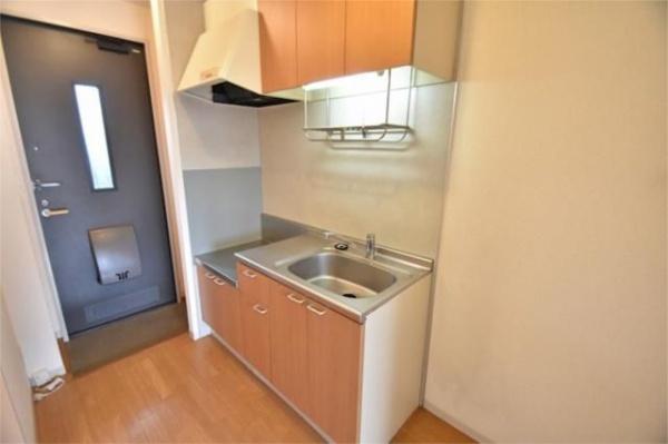 八王子市左入町のアパート