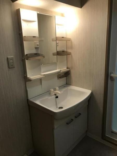 日野市日野本町３丁目のマンション