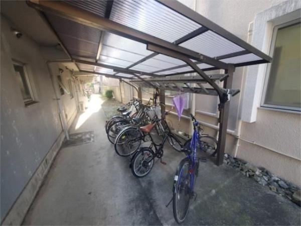 八王子市子安町２丁目のマンション